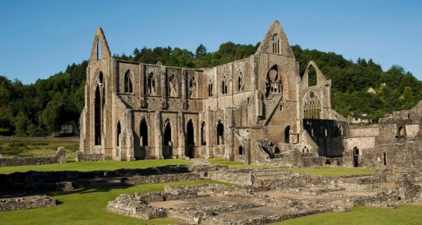 "Tintern Abbey" and Raskolvnikov: Memory's Contrasting Consequences